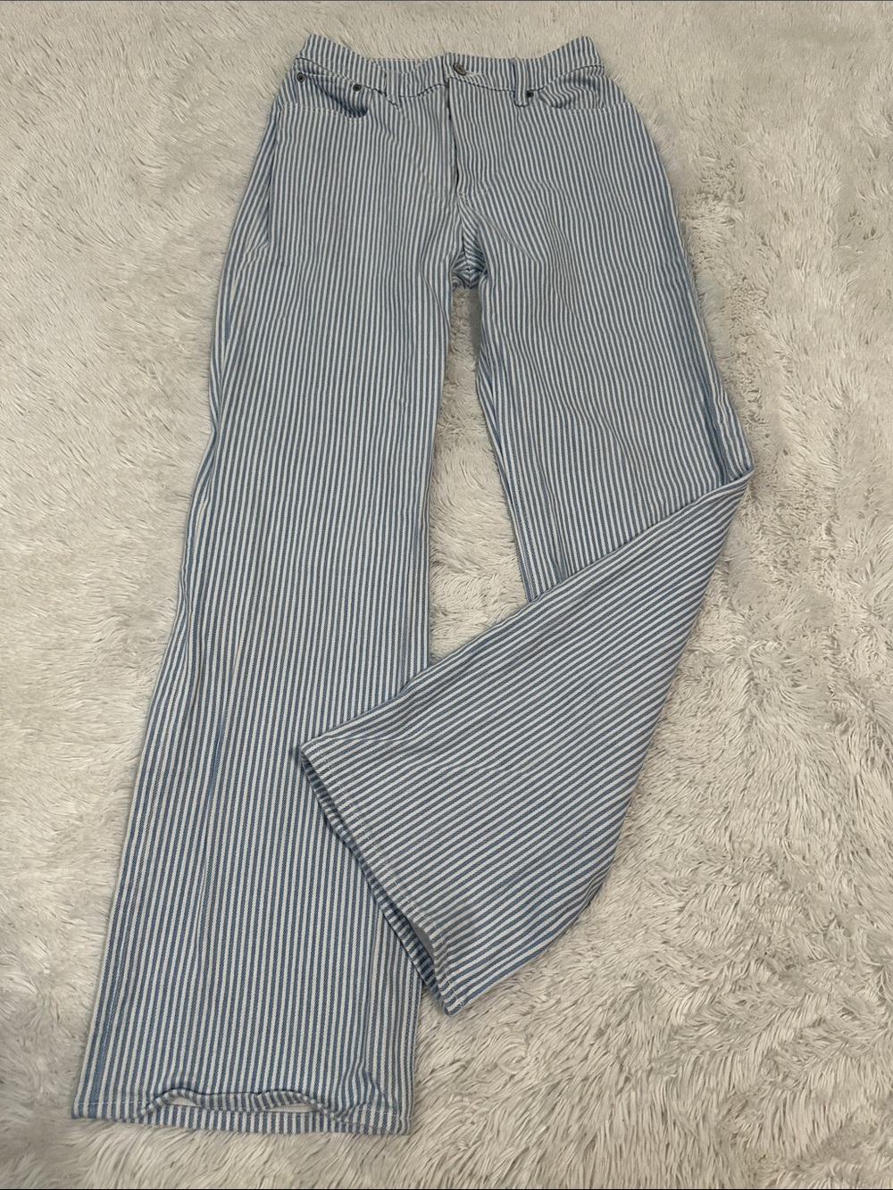 🌷 Abercrombie & Fitch 90’s Relaxed HR Jeans